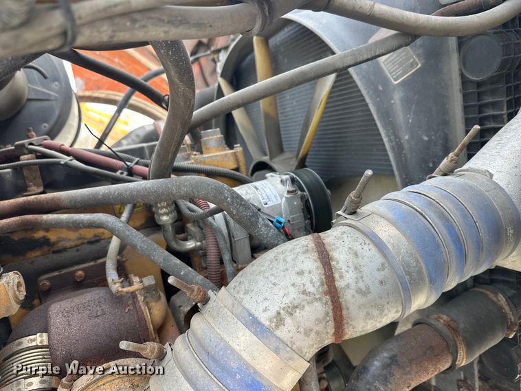 image for item FK0040 2005 Sterling L9500 dump truck