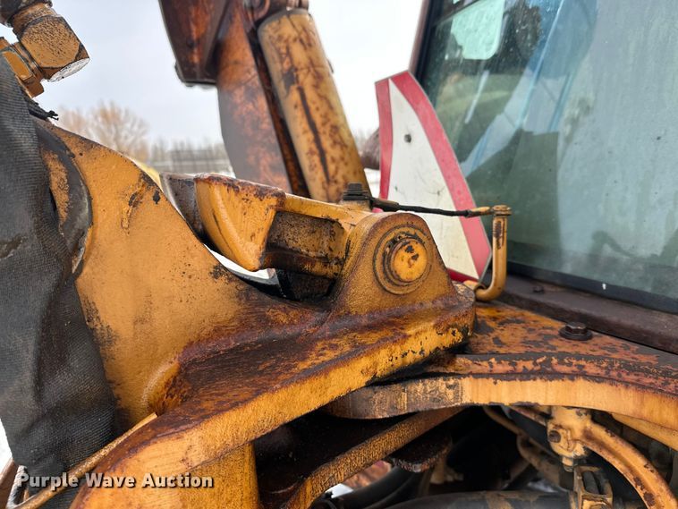 image for item FK0042 1993 Case 590 backhoe