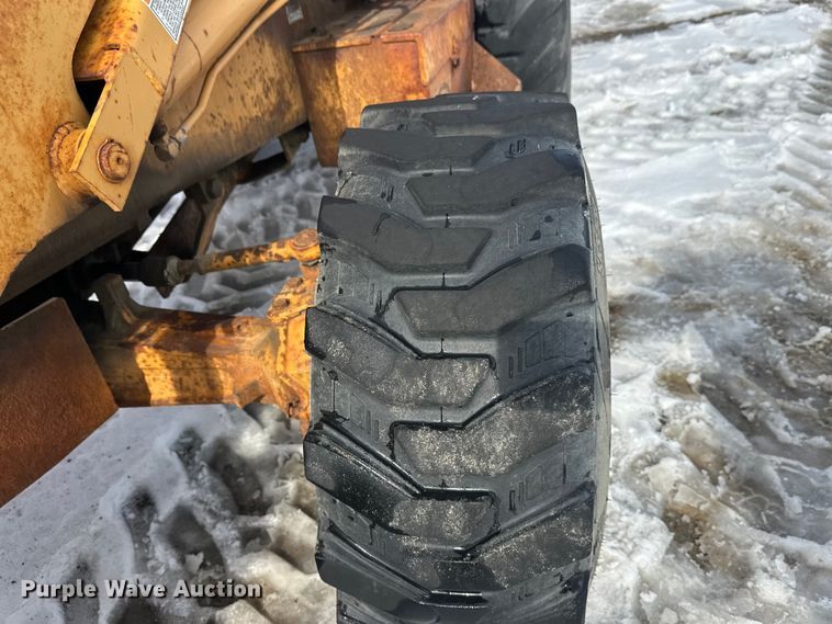 image for item FK0042 1993 Case 590 backhoe