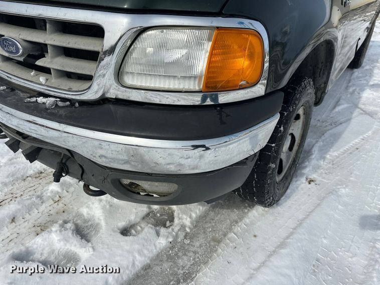 image for item FK0043 2004 Ford F150 pickup truck