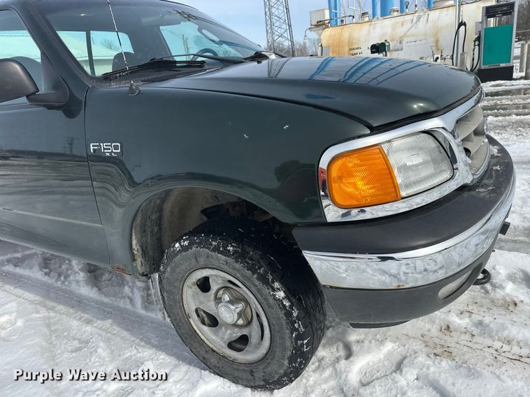 image for item FK0043 2004 Ford F150 pickup truck