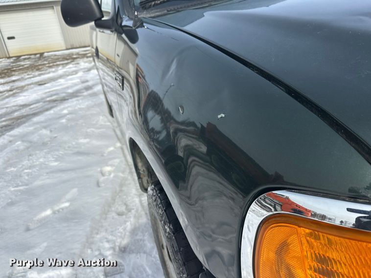 image for item FK0043 2004 Ford F150 pickup truck