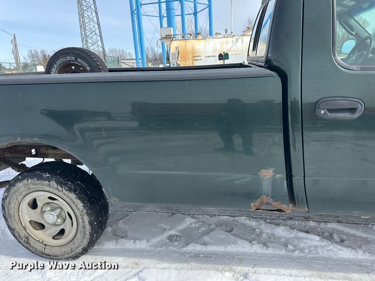 image for item FK0043 2004 Ford F150 pickup truck