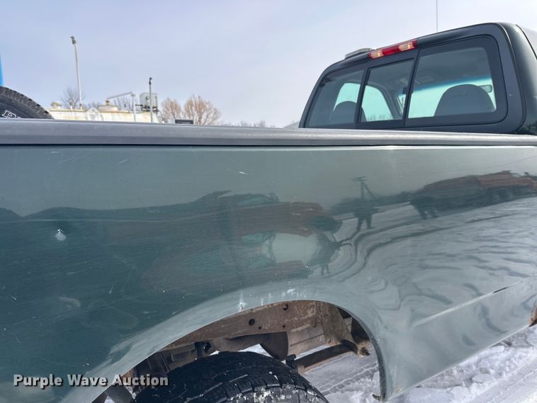 image for item FK0043 2004 Ford F150 pickup truck