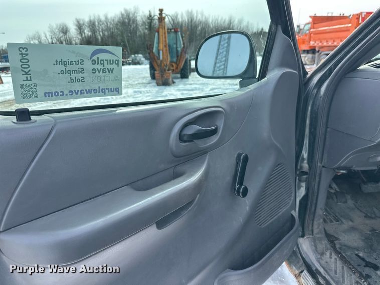 image for item FK0043 2004 Ford F150 pickup truck