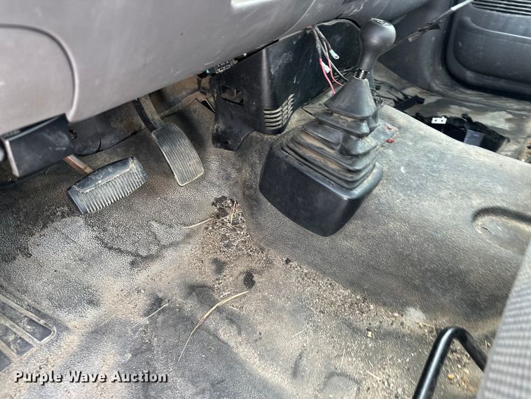 image for item FK0043 2004 Ford F150 pickup truck