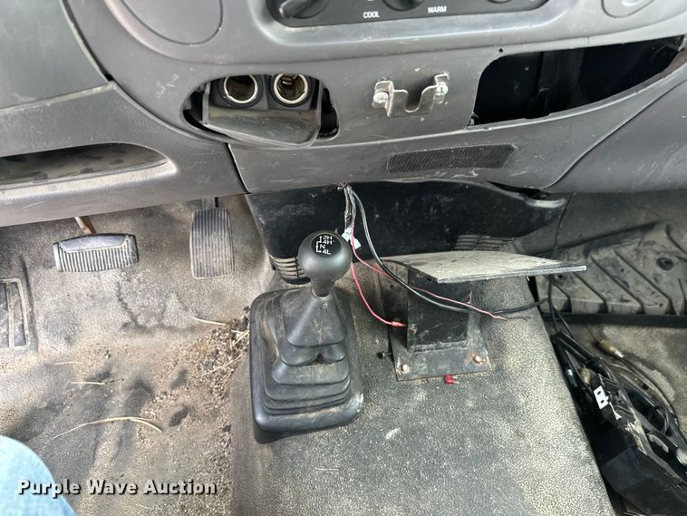 image for item FK0043 2004 Ford F150 pickup truck