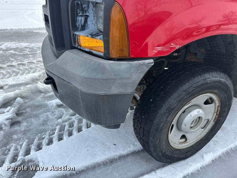 image for item FK0045 2006 Ford F250 Super Duty Crew Cab pickup truck
