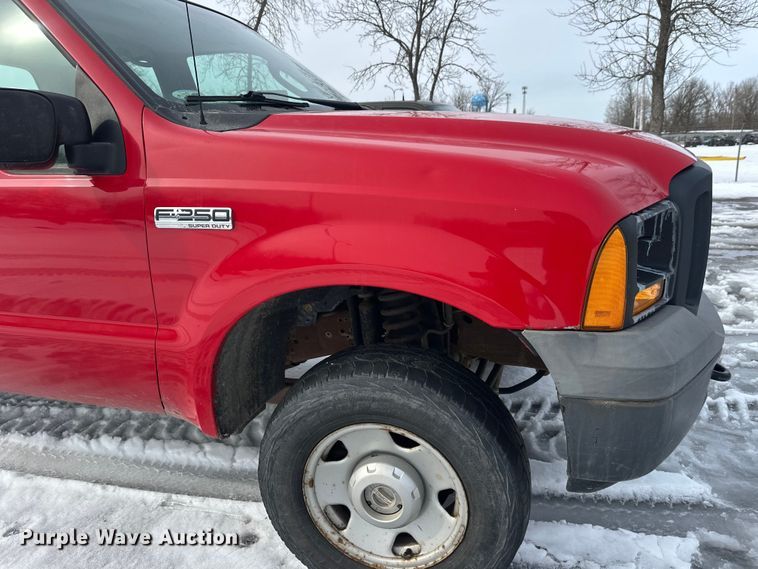 image for item FK0045 2006 Ford F250 Super Duty Crew Cab pickup truck