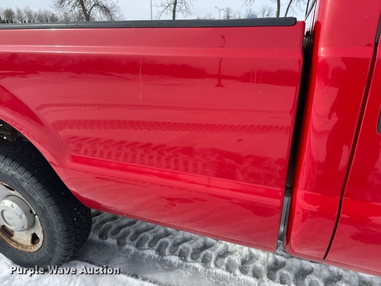 image for item FK0045 2006 Ford F250 Super Duty Crew Cab pickup truck