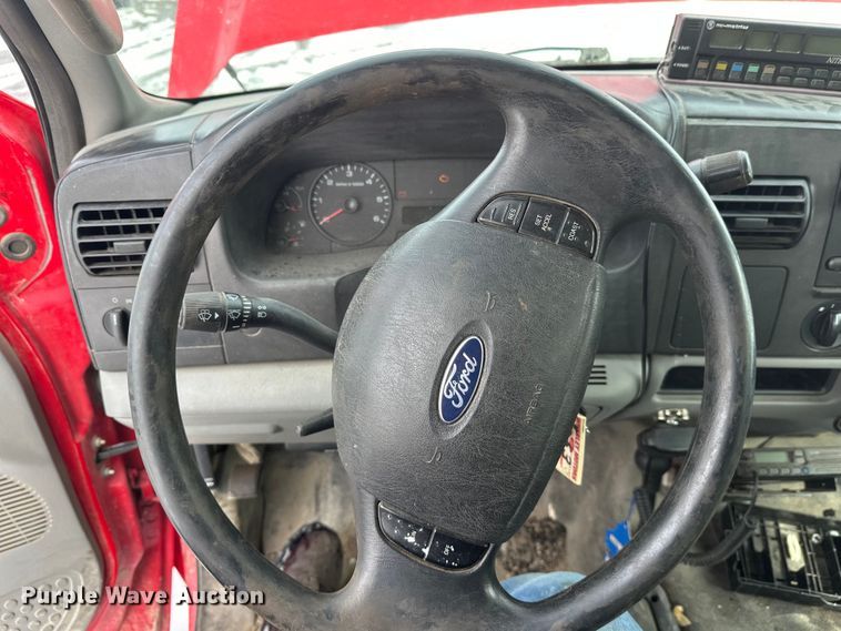 image for item FK0045 2006 Ford F250 Super Duty Crew Cab pickup truck