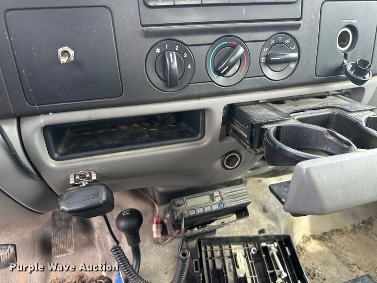 image for item FK0045 2006 Ford F250 Super Duty Crew Cab pickup truck