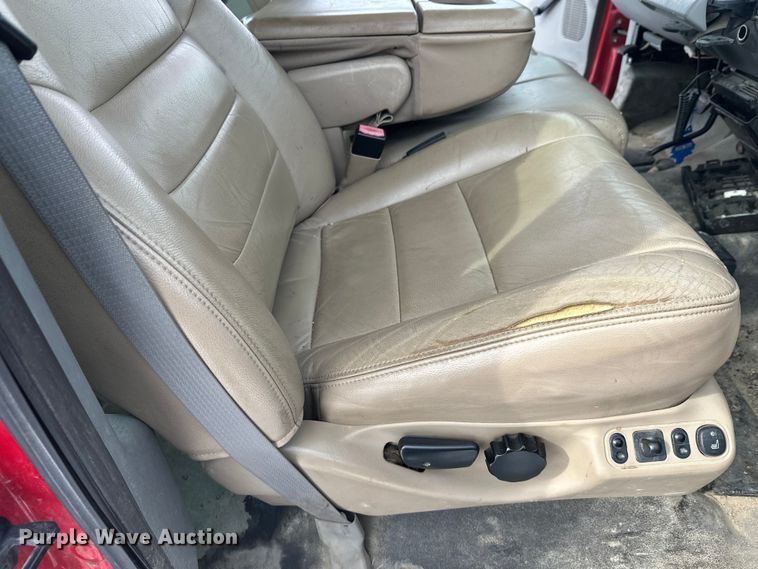 image for item FK0045 2006 Ford F250 Super Duty Crew Cab pickup truck