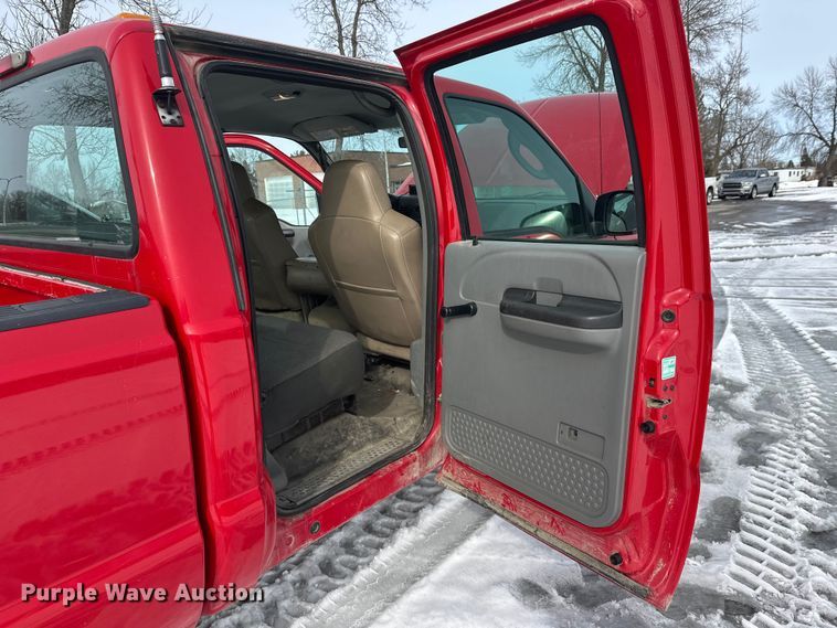 image for item FK0045 2006 Ford F250 Super Duty Crew Cab pickup truck