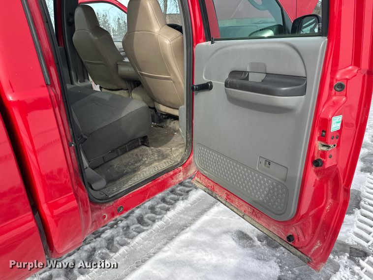 image for item FK0045 2006 Ford F250 Super Duty Crew Cab pickup truck