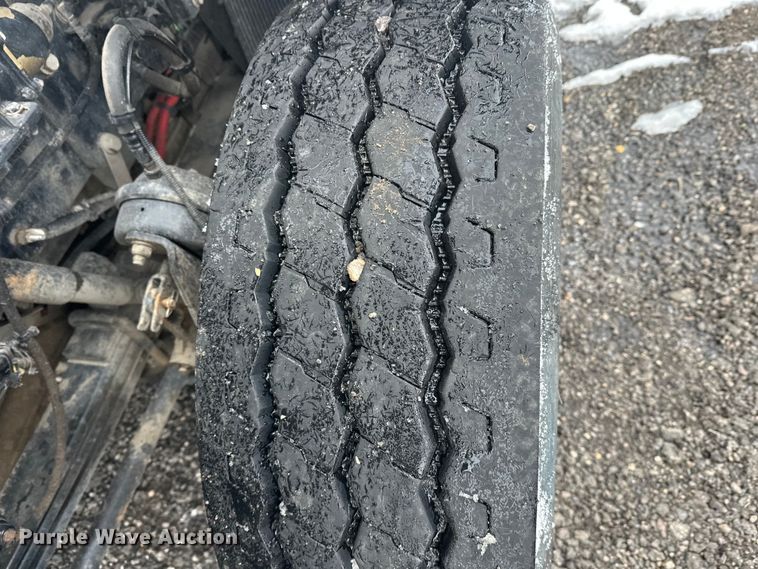 image for item FK0060 2020 Peterbilt 520 refuse truck