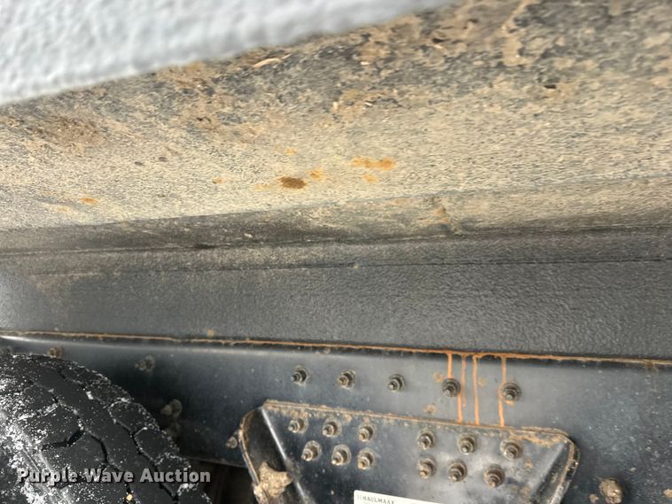 image for item FK0061 2017 Peterbilt PB320 refuse truck