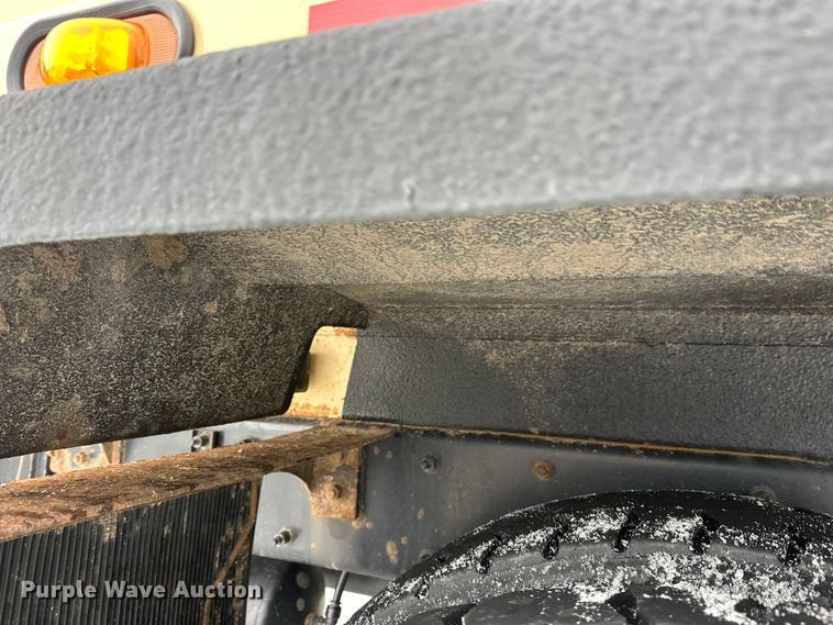 image for item FK0061 2017 Peterbilt PB320 refuse truck