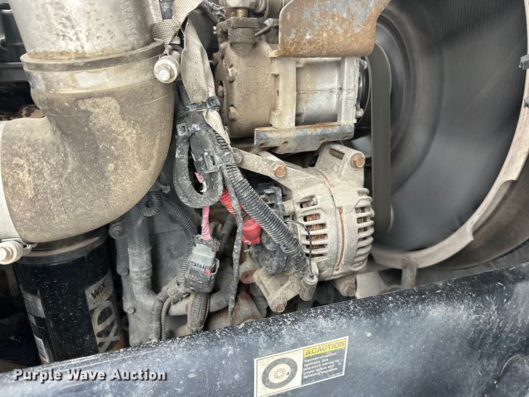 image for item FK0061 2017 Peterbilt PB320 refuse truck