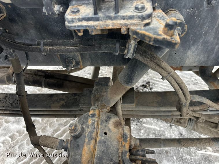 image for item FK0061 2017 Peterbilt PB320 refuse truck