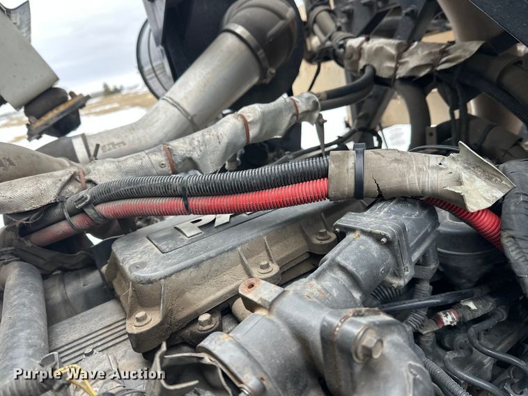 image for item FK0061 2017 Peterbilt PB320 refuse truck