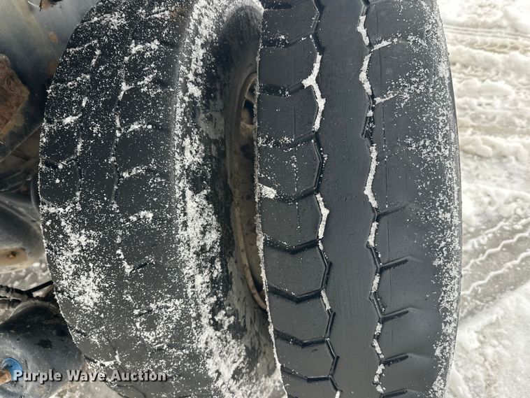 image for item FK0061 2017 Peterbilt PB320 refuse truck