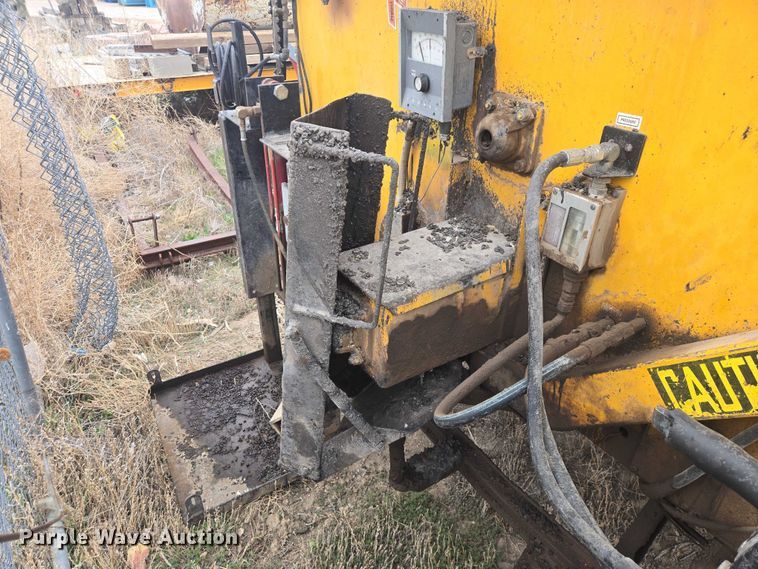 image for item FM7504 1978 Chevrolet C60 pothole patcher truck