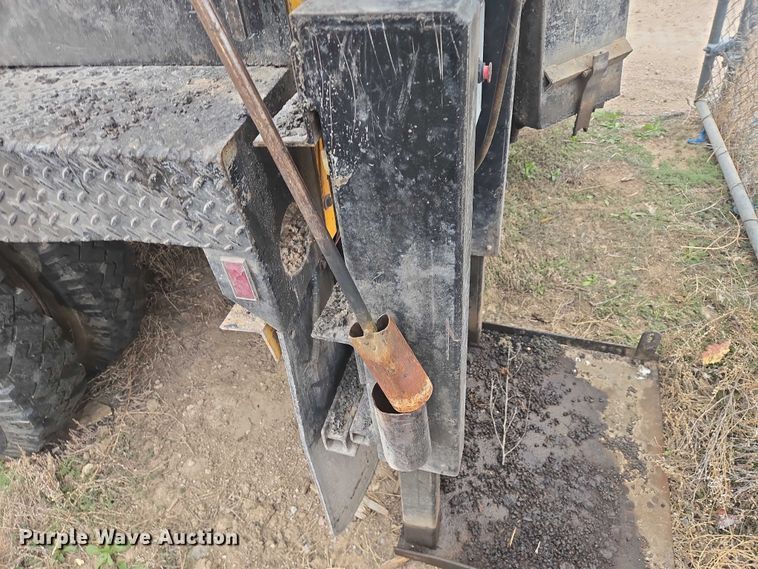 image for item FM7504 1978 Chevrolet C60 pothole patcher truck