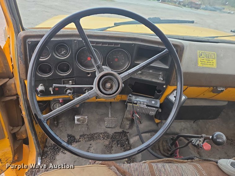 image for item FM7504 1978 Chevrolet C60 pothole patcher truck