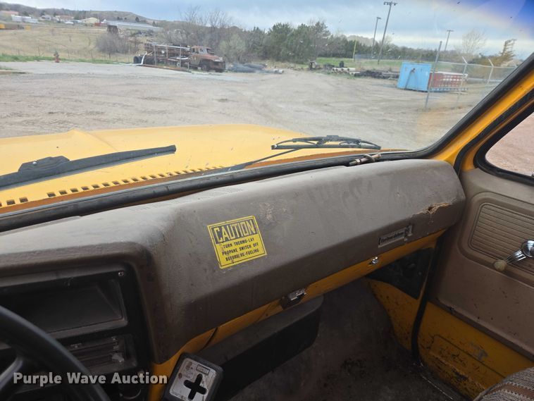 image for item FM7504 1978 Chevrolet C60 pothole patcher truck