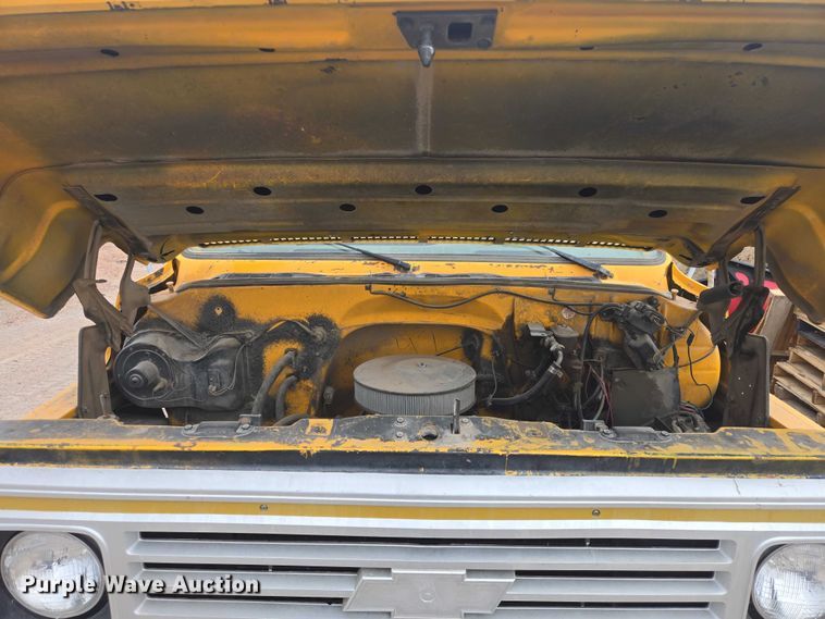 image for item FM7504 1978 Chevrolet C60 pothole patcher truck