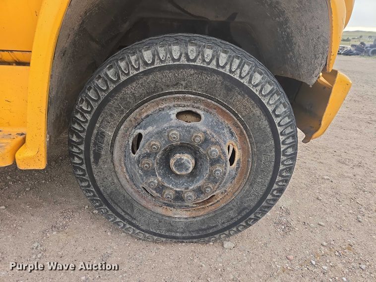 image for item FM7504 1978 Chevrolet C60 pothole patcher truck