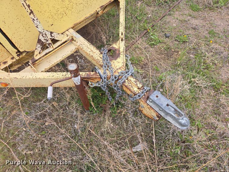 image for item FM7505 FMC C12T wood chipper
