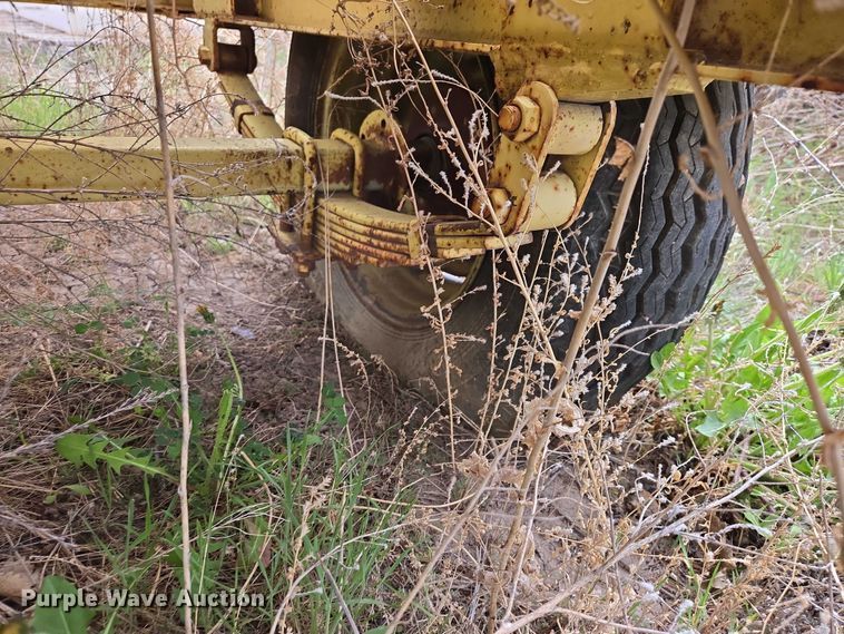 image for item FM7505 FMC C12T wood chipper