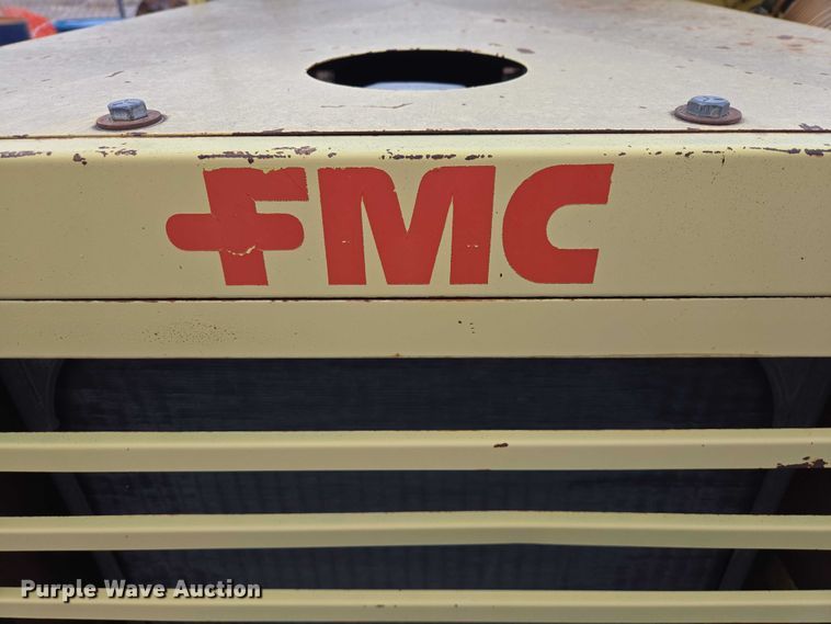 image for item FM7505 FMC C12T wood chipper