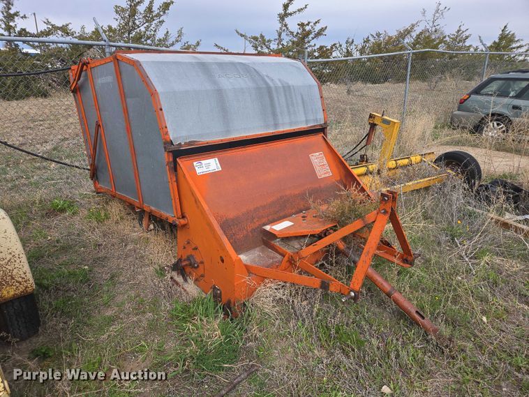 image for item FM7506 Jacobsen 720 sweeper