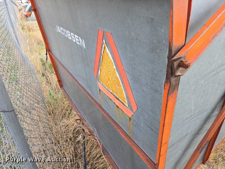 image for item FM7506 Jacobsen 720 sweeper