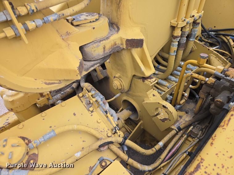 image for item FM7507 1991 Caterpillar 613C elevating scraper
