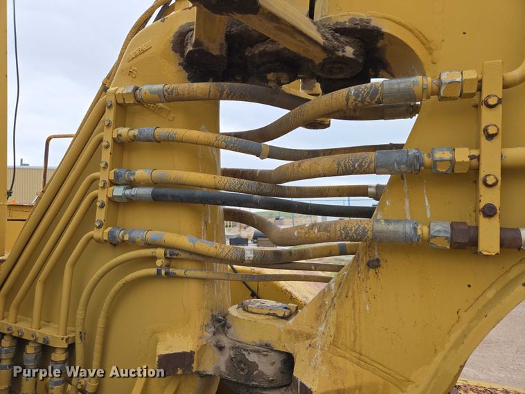 image for item FM7507 1991 Caterpillar 613C elevating scraper