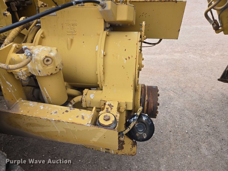 image for item FM7507 1991 Caterpillar 613C elevating scraper