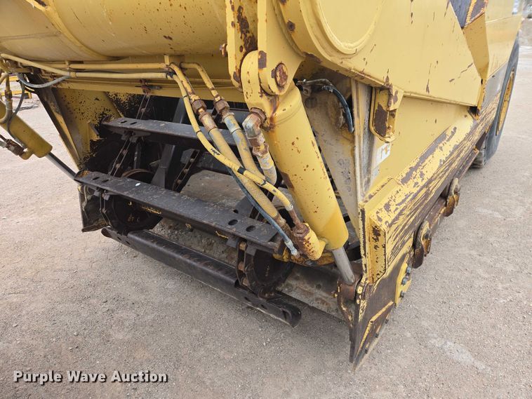 image for item FM7507 1991 Caterpillar 613C elevating scraper