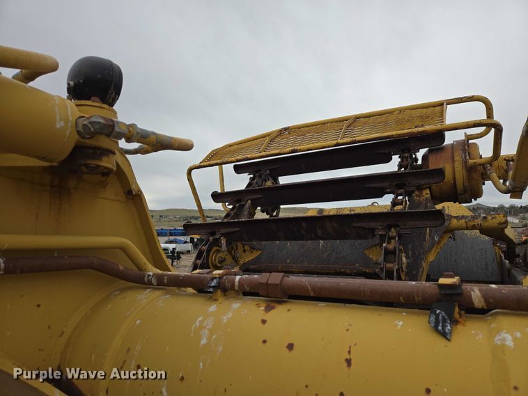 image for item FM7507 1991 Caterpillar 613C elevating scraper