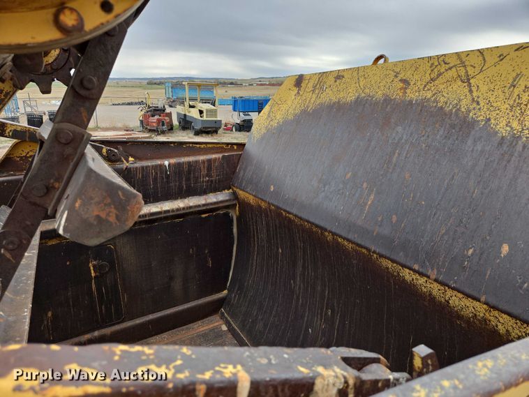 image for item FM7507 1991 Caterpillar 613C elevating scraper