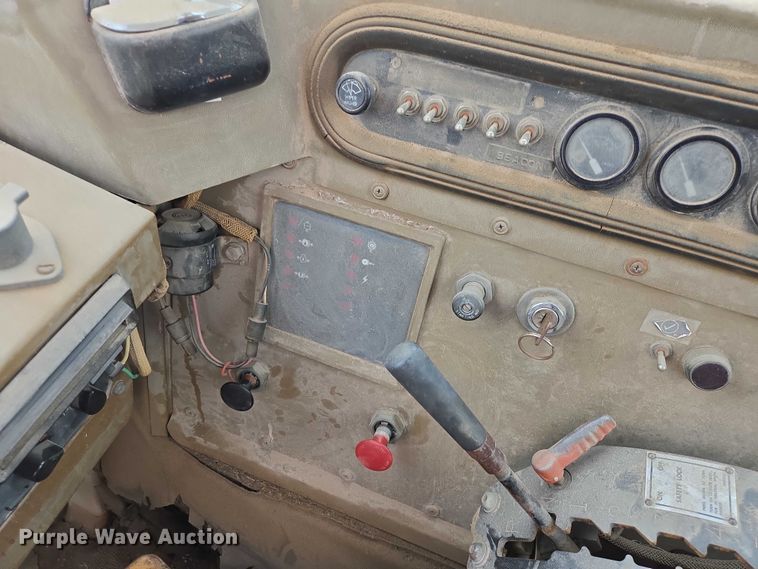 image for item FM7507 1991 Caterpillar 613C elevating scraper