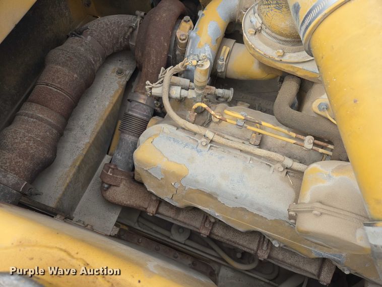 image for item FM7507 1991 Caterpillar 613C elevating scraper