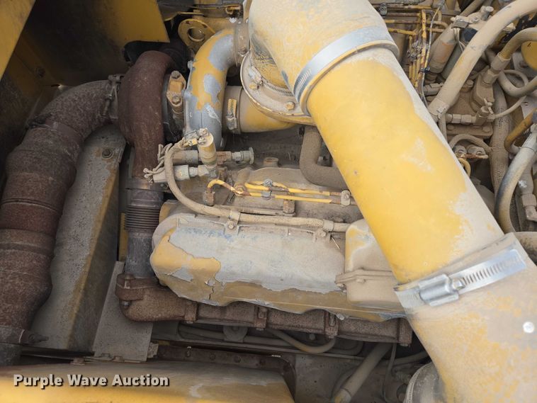 image for item FM7507 1991 Caterpillar 613C elevating scraper