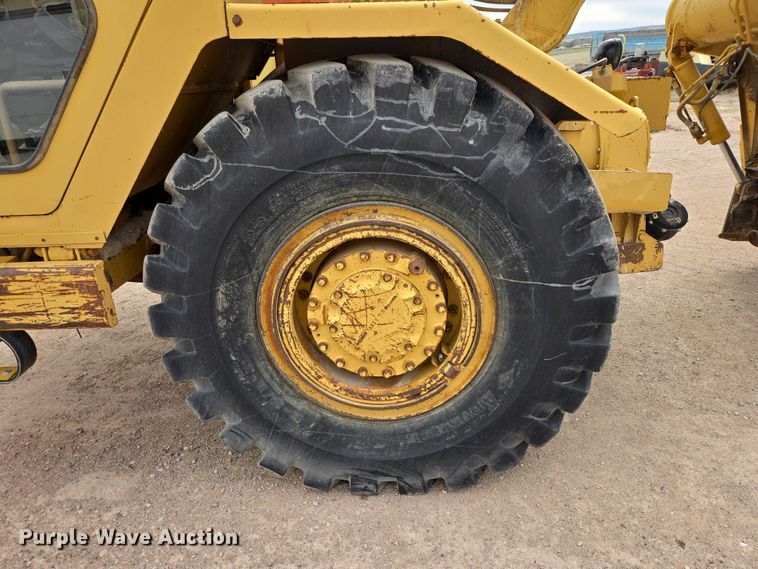 image for item FM7507 1991 Caterpillar 613C elevating scraper