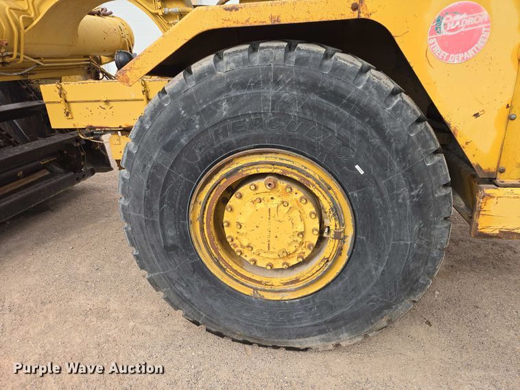 image for item FM7507 1991 Caterpillar 613C elevating scraper