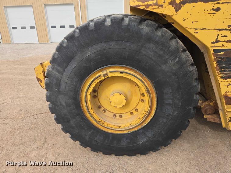 image for item FM7507 1991 Caterpillar 613C elevating scraper