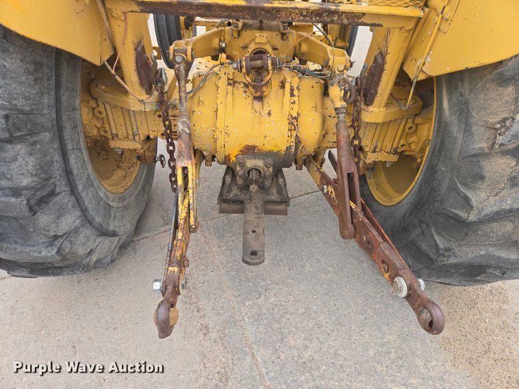 image for item FM7508 Massey Ferguson tractor